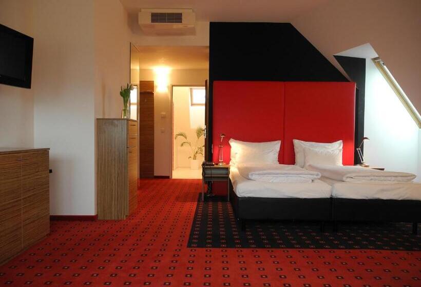 패밀리 룸, Senator Hotel Vienna