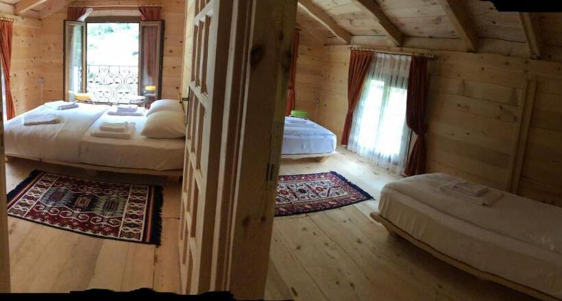 Шале 1 Спальня, Aden River