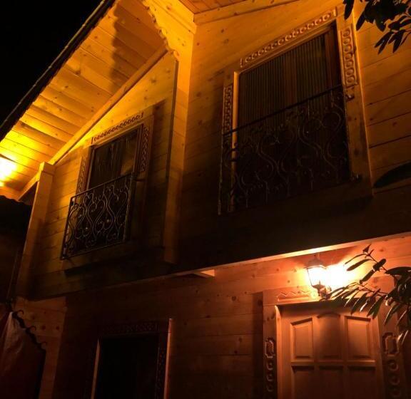 Шале 1 Спальня, Aden River