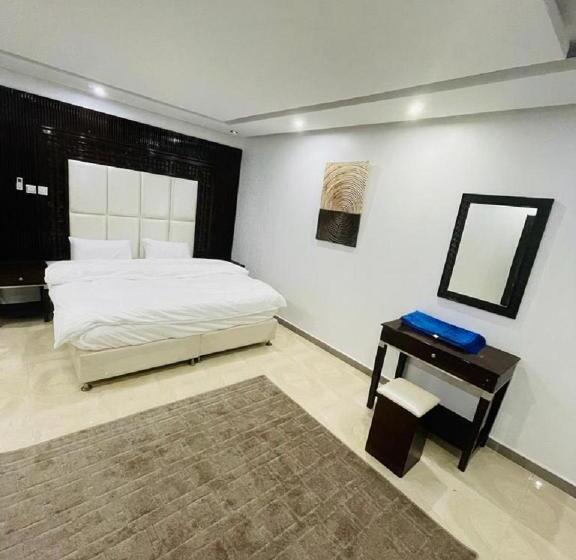 جناح عائلي, Desert Palm Apart