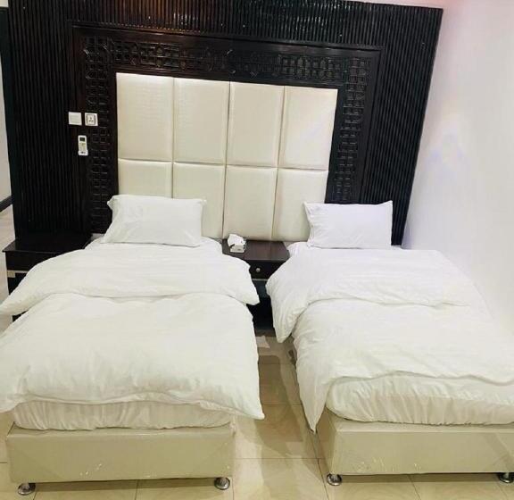 جناح عائلي, Desert Palm Apart