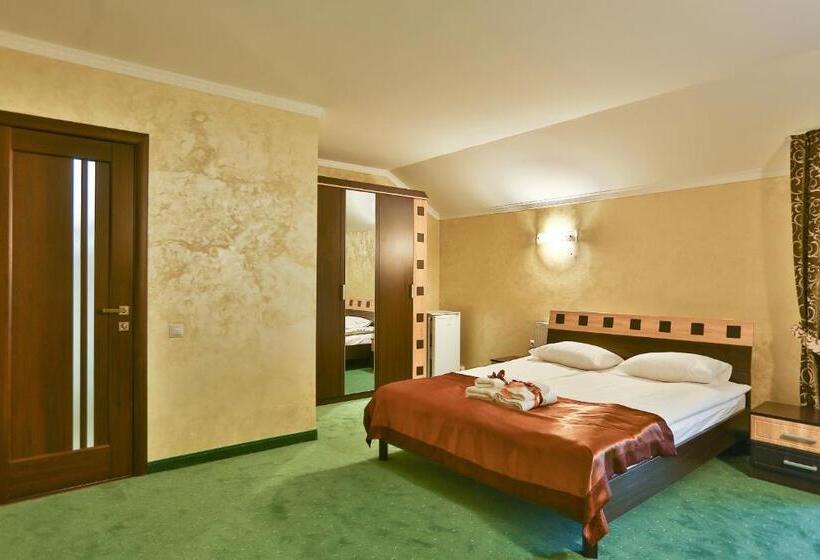 套房, роляда