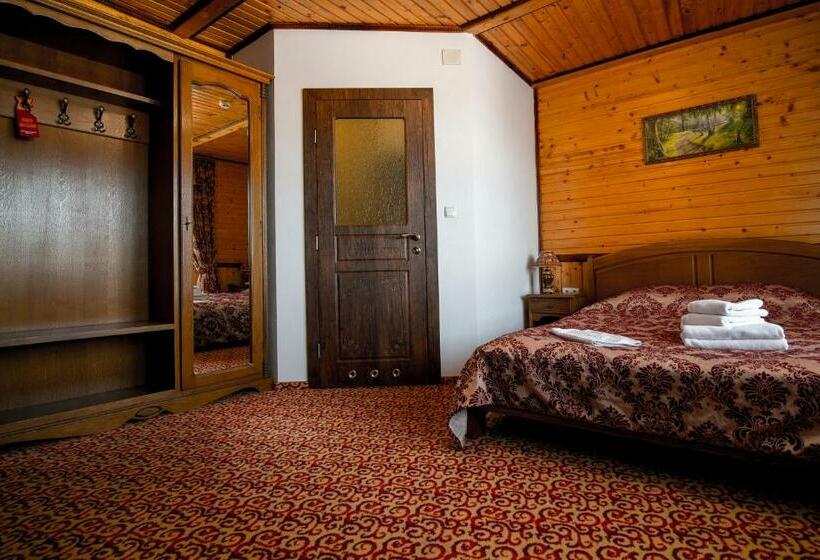 חדר דלוקס, Karpatska Vezha