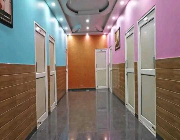 Трехместный Номер Классика, Oyo 43961  Yatra