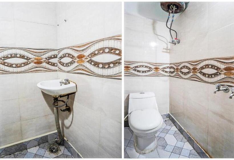 اتاق کلاسیک سه تخته, Spot On R.r Residency