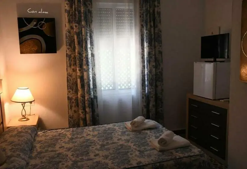 اتاق استاندارد, Hostal Costa De La Luz