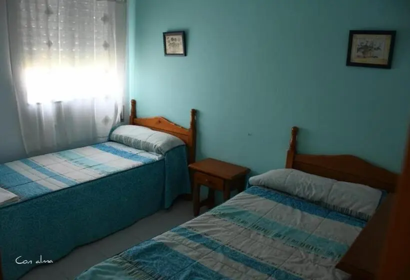 اتاق خانوادگی, Hostal Costa De La Luz