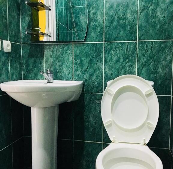 اتاق استاندارد سه تخته با بالکن, Marina Kvariati