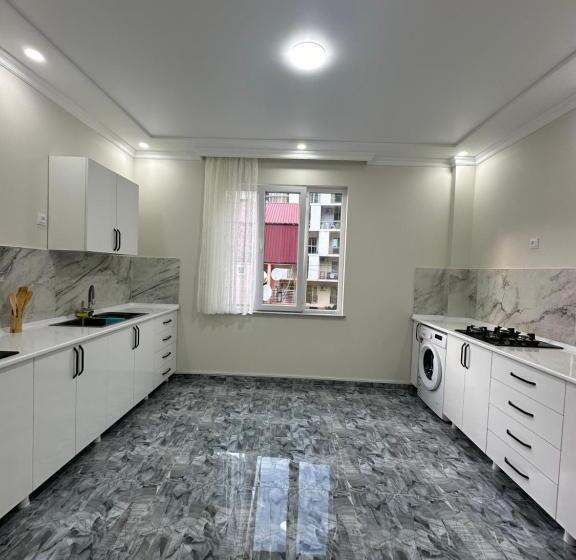 اتاق استاندارد با بالکن, Marina Kvariati