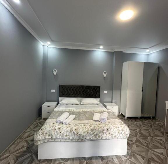 اتاق استاندارد با بالکن, Marina Kvariati