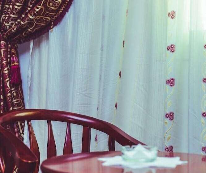 سوییت, La Viena Health Resort