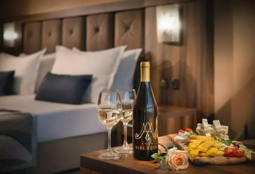 سوییت, Alba   All Inclusive