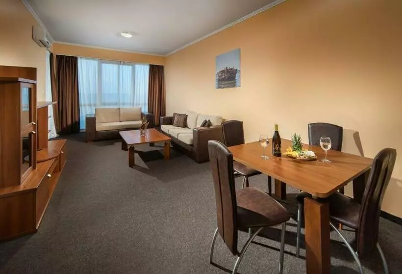 سوییت, Alba   All Inclusive