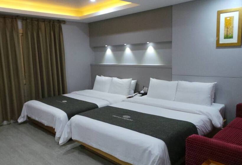 Quarto Familiar, Amour