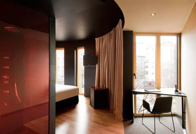 سوییت جونیور, Axel Hotel Berlin Adults Only