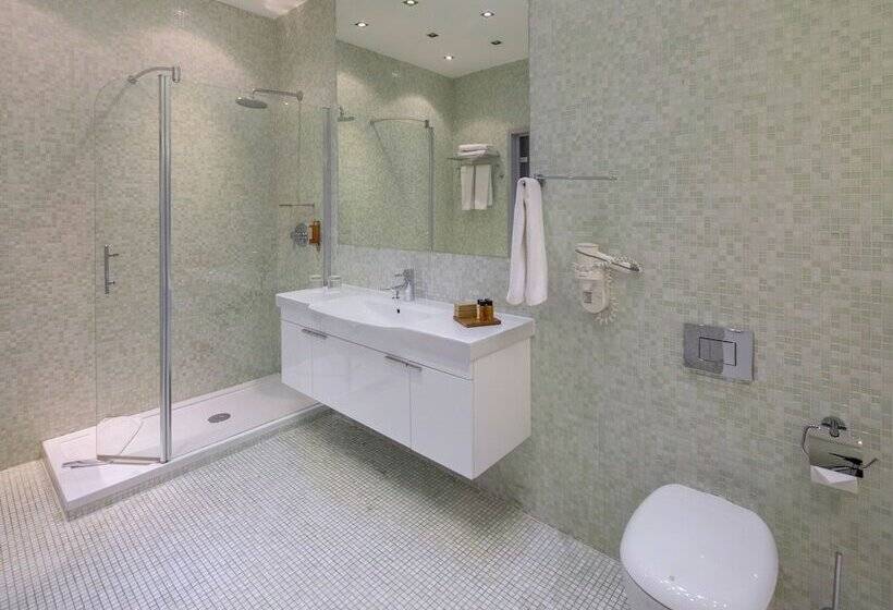 سوییت اجرایی, City Park Hotel & Residence