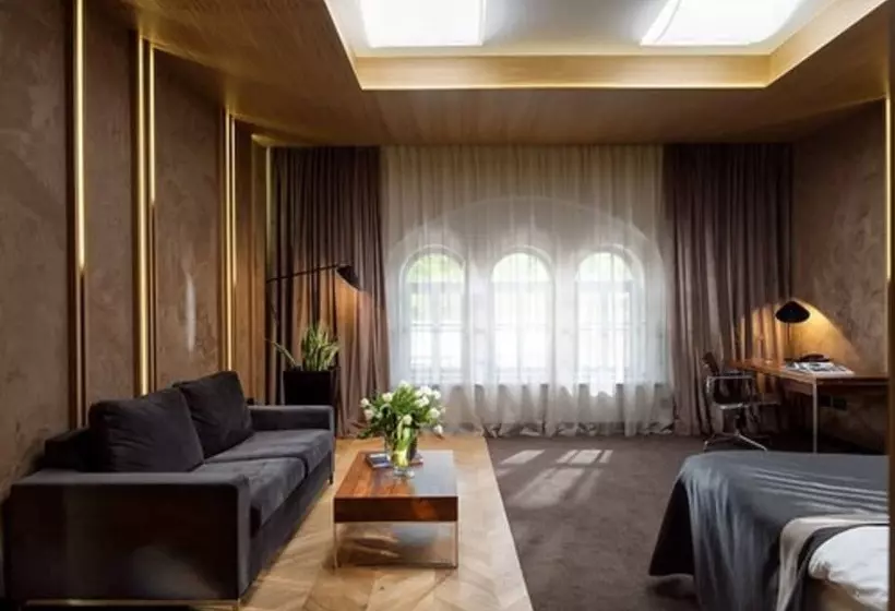 سوییت جونیور, City Park Hotel & Residence