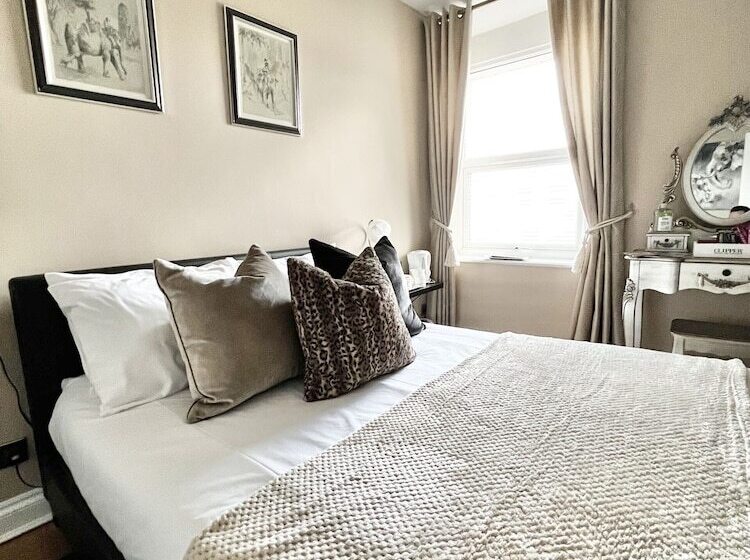 标准间, Devon House Guest House