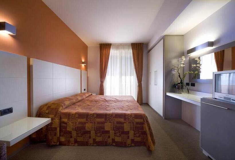 バルコニー付スタンダード４ベッドルーム, Eur