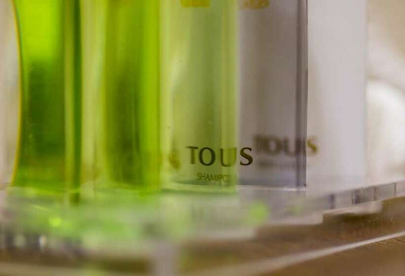 جناح جونيور, Hospedium Hotel Valles De Gredos Golf