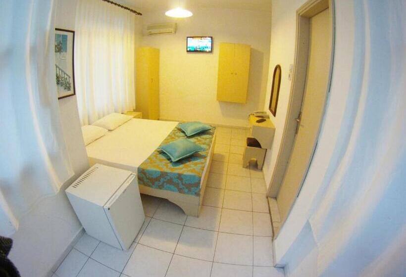 스탠다드 룸, Kleopatra Carina