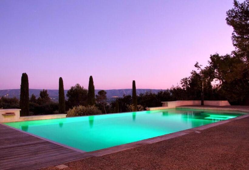 Полулюкс Престиж, Le Jas De Joucas Hôtel Restaurant