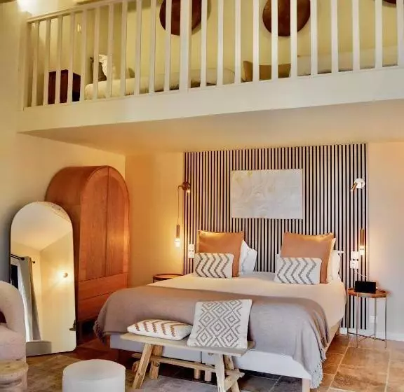 プレステージジュニアスイート, Le Jas De Joucas Hôtel Restaurant