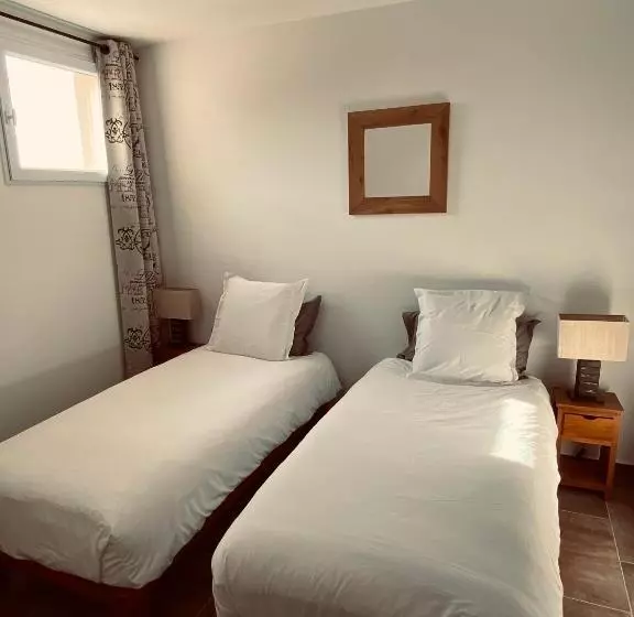 テラス付き１ベッドルームアパートメント, Le Jas De Joucas Hôtel Restaurant