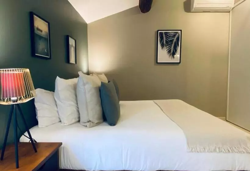 スタンダードインサイドビュールーム, Le Jas De Joucas Hôtel Restaurant