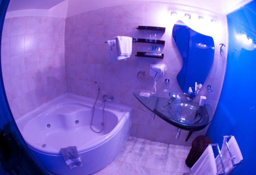 סוויטה, Parthenon Rodos City