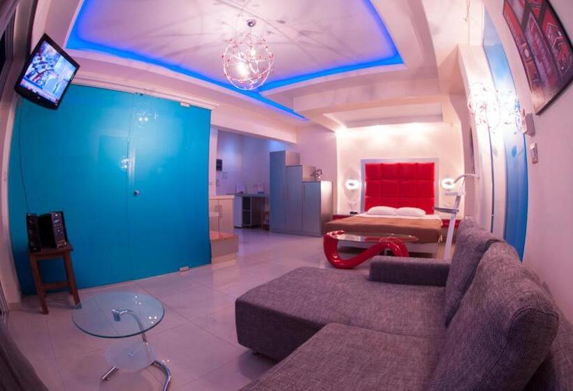 סוויטה, Parthenon Rodos City