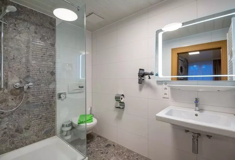 スタンダード4人部屋, Garni Seerose Lindau Insel Zentrum Bodensee