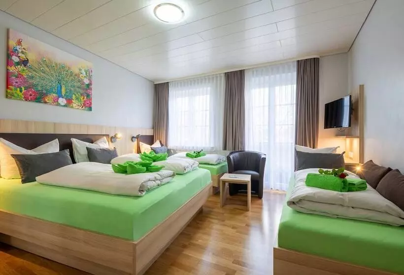 スタンダード4人部屋, Garni Seerose Lindau Insel Zentrum Bodensee