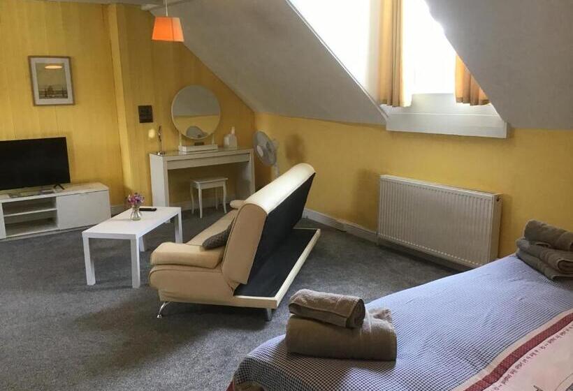 Номер Стандарт Трехместный, Torwood House