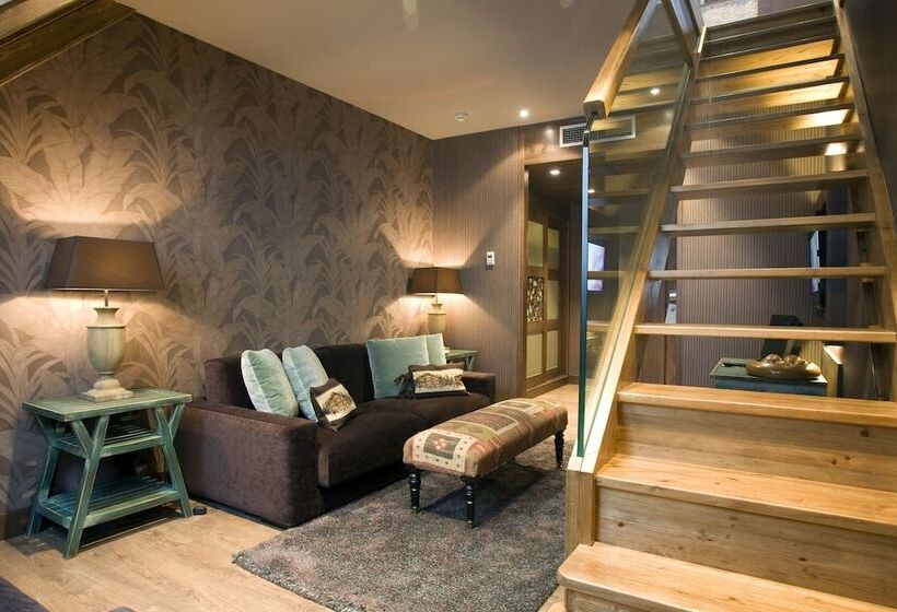 ロイヤルスイート, Val De Neu G.l