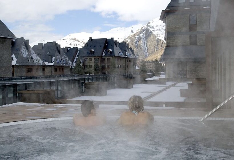 スーペリアールーム, Val De Neu G.l