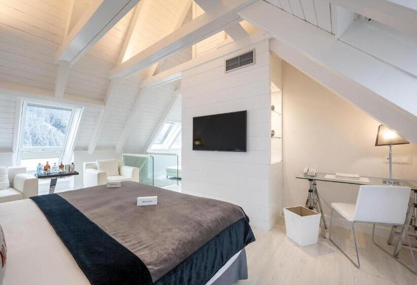 ロイヤルスイート, Val De Neu G.l