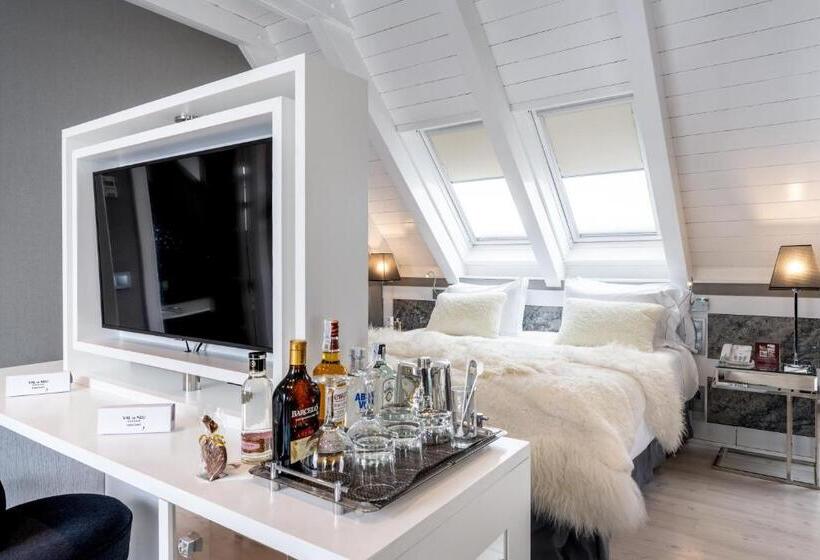 ロイヤルスイート, Val De Neu G.l