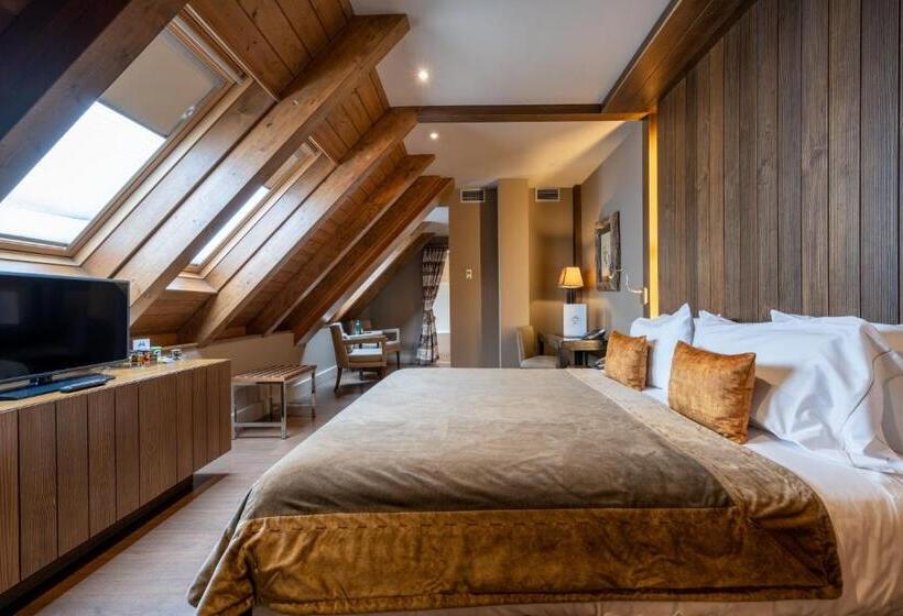 スーペリアールーム, Val De Neu G.l