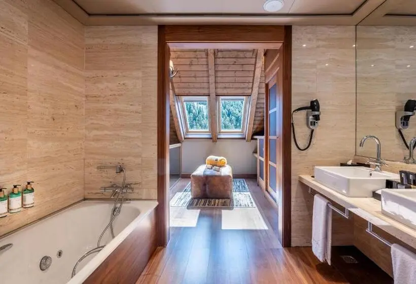 ロイヤルスイート, Val De Neu G.l