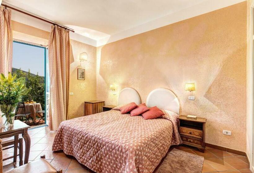 Номер Стандарт Вид на Море, Villa Romita