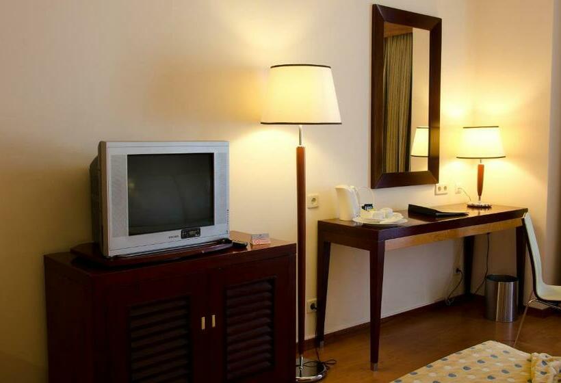 スタンダードシングルルーム, Vip Executive Santa Iria