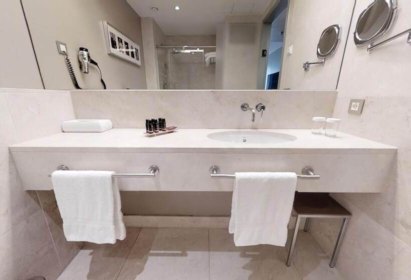 Номер Стандарт, Zinema7