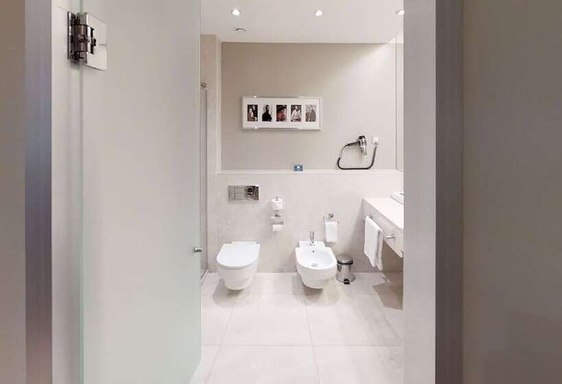 스탠다드 룸, Zinema7