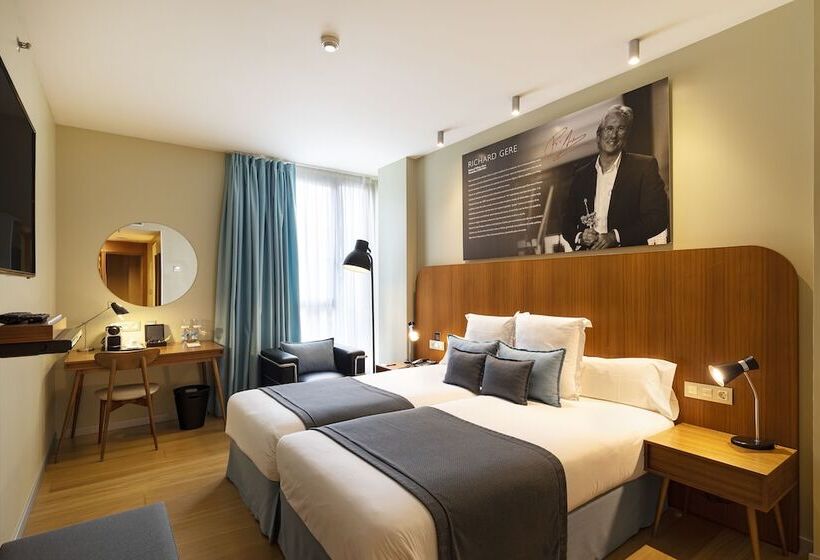 Номер Superior, Zinema7