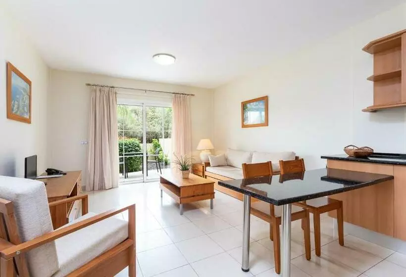 آپارتمان 1 خوابه, Residencial El Llano