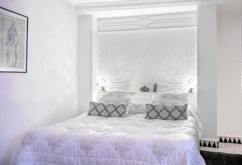 디럭스 스위트, Riad Yacout