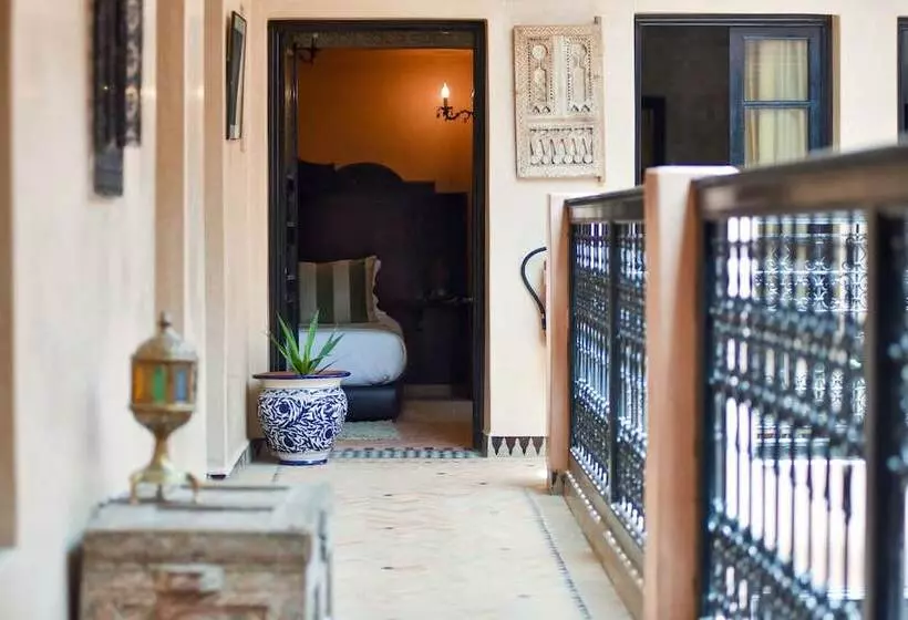 اتاق سوپریور, Riad Yacout
