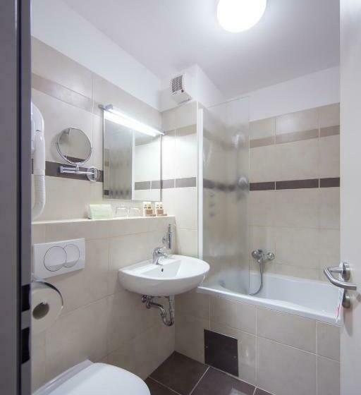 اتاق خانوادگی, Terme Olimia   Hotel Breza