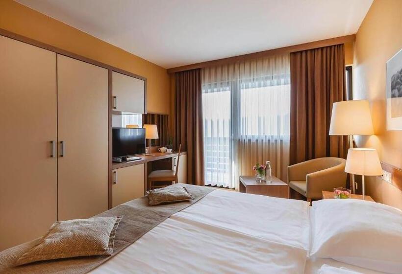 اتاق سوپریور با بالکن, Terme Olimia   Hotel Breza